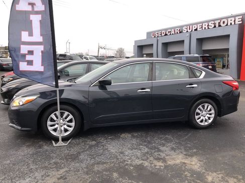 Used 2016 Nissan Altima 2.5 S w/ Power Driver Seat Package image 3