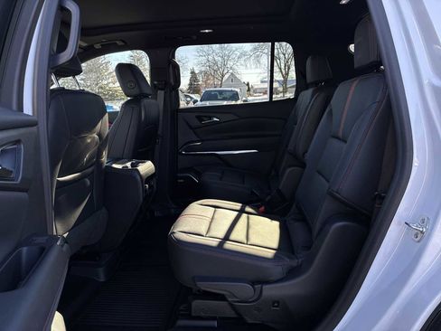 Certified 2024 Chevrolet Traverse RS image 26