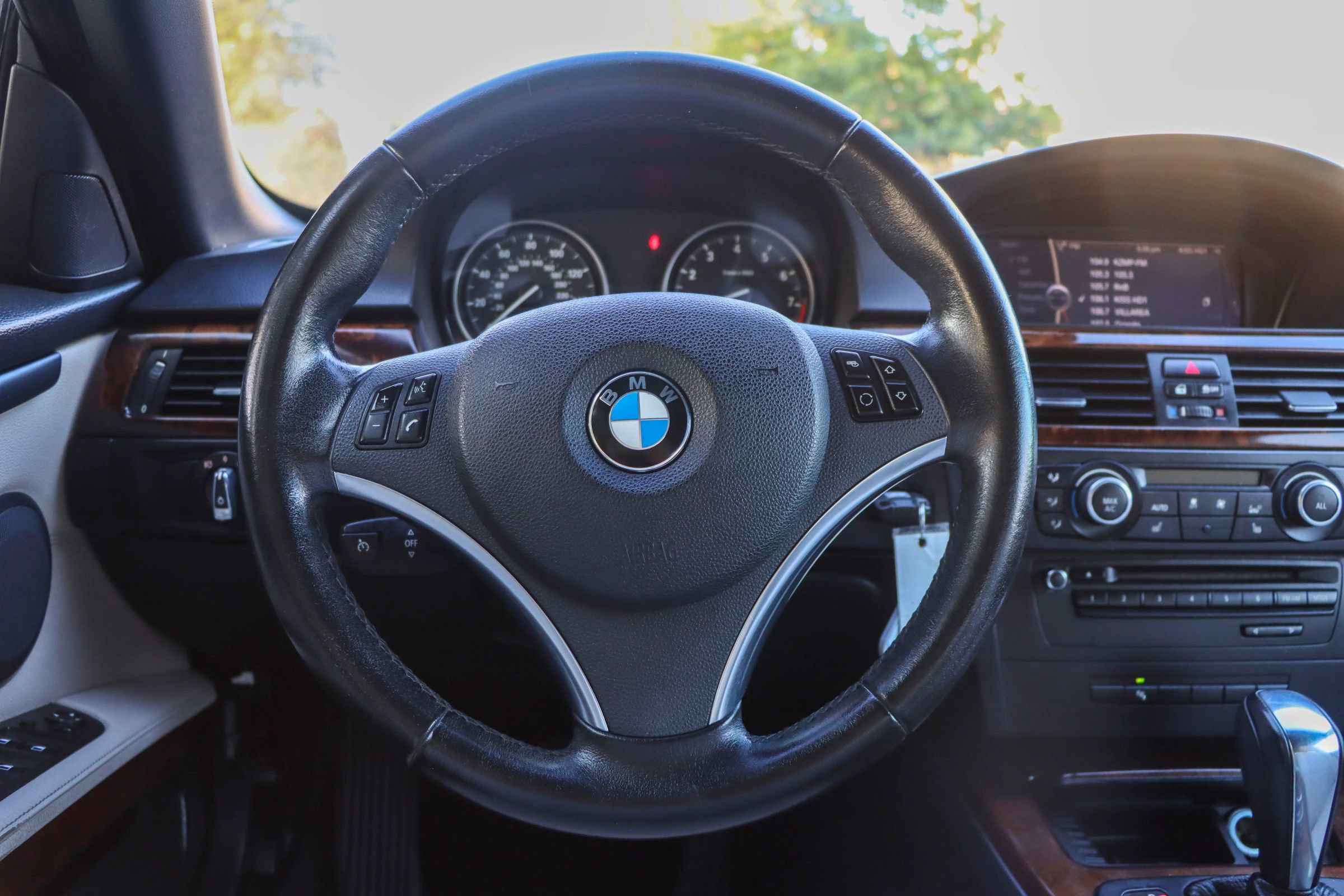 Used 2013 BMW 328i Convertible RWD image 32