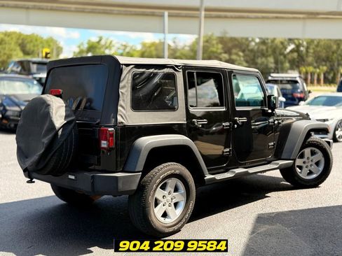 Used 2018 Jeep Wrangler Unlimited Sport S AWD/4WD image 7