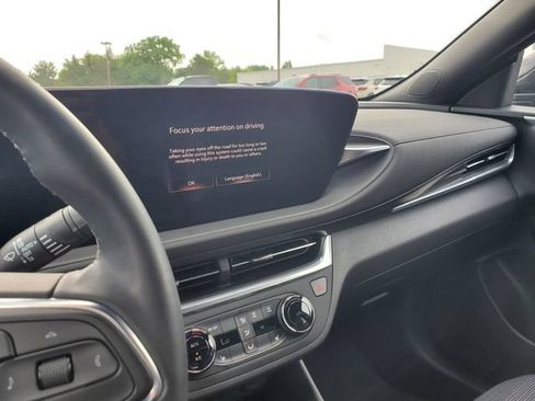 Certified 2024 Buick Envista Preferred w/ Convenience I Package FWD image 27
