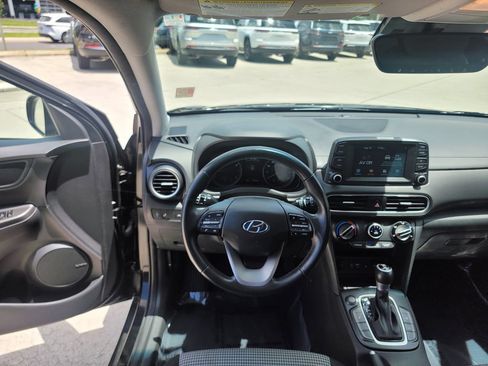 Used 2020 Hyundai Kona SEL Plus FWD image 18
