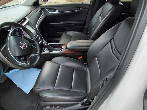 Used 2015 Cadillac XTS Limousine image 7