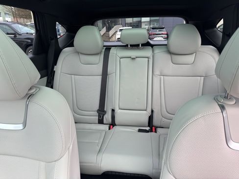 Used 2025 Hyundai Tucson Limited image 37