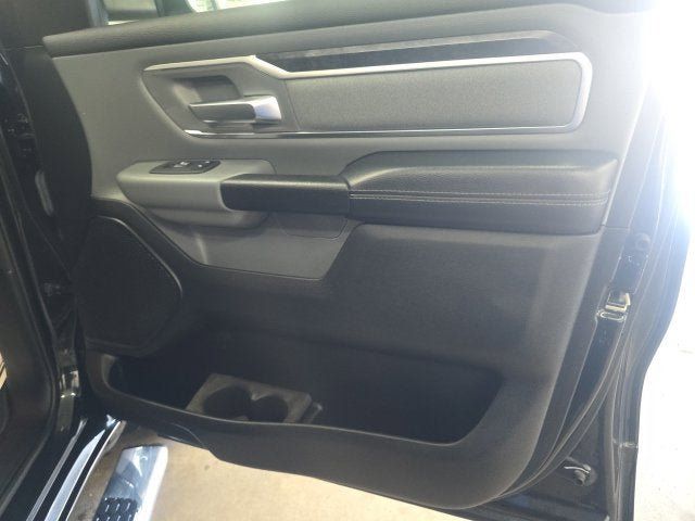 Used 2019 RAM 1500 Big Horn AWD/4WD image 5