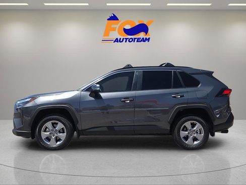 Used 2025 Toyota RAV4 XLE image 2