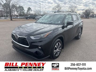 Used 2023 Toyota Highlander XLE