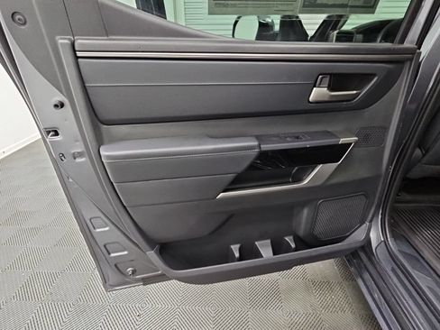 Used 2024 Toyota Tundra Limited AWD/4WD image 34