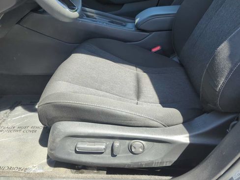 Used 2023 Honda Accord EX image 15