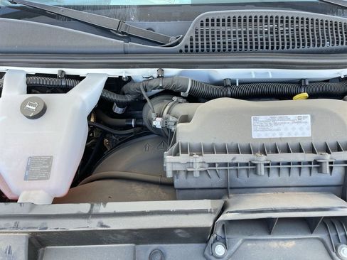 New 2025 GMC Savana 2500 Extended w/ Driver Convenience Package image 28