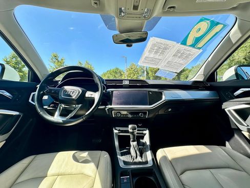 Used 2019 Audi Q3 2.0T Premium AWD/4WD image 12