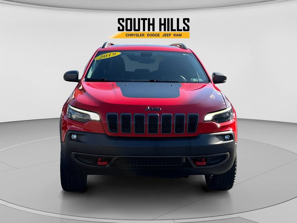 Used 2019 Jeep Cherokee Trailhawk w/ Comfort/Convenience Group AWD/4WD image 8