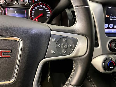 Used 2016 GMC Yukon SLE w/ Convenience Package image 23