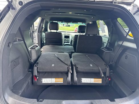 Used 2013 Ford Explorer XLT AWD/4WD image 18
