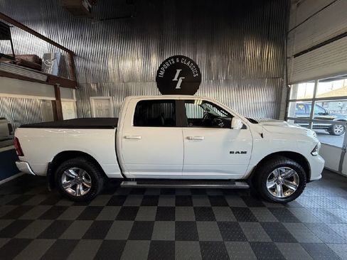 Used 2018 RAM 1500 Sport w/ Sport Premium Group image 6