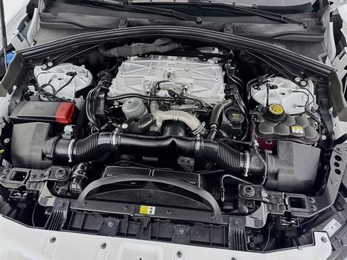 New 2026 Jaguar F-PACE SVR image 32