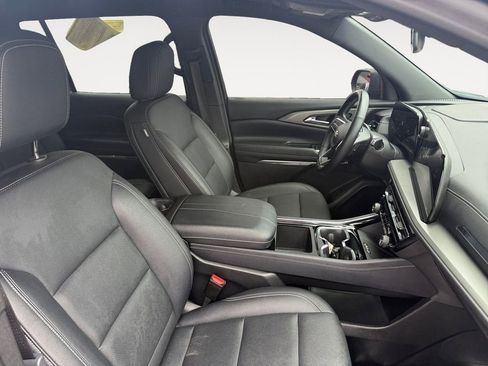 Certified 2025 Chevrolet Traverse LT AWD/4WD image 15