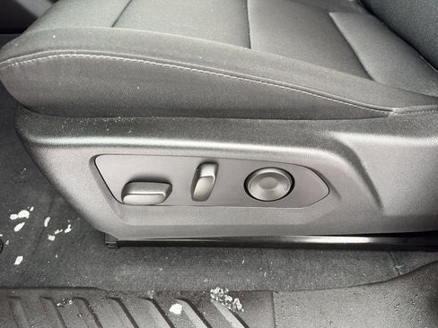 Used 2023 Chevrolet Colorado Trail Boss w/ Technology Package image 15