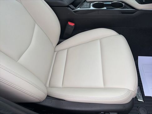 Used 2021 Cadillac CT4 Luxury w/ Sun And Sound Package RWD image 34