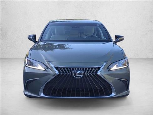 Used 2024 Lexus ES 350 w/ Premium Package image 2