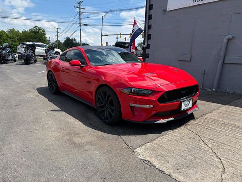 Used 2018 Ford Mustang GT Premium RWD image 2