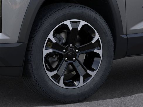 New 2026 Chevrolet Equinox LT w/ Convenience Package II AWD/4WD image 9