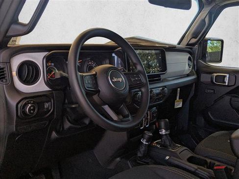 New 2026 Jeep Gladiator Sport AWD/4WD image 3