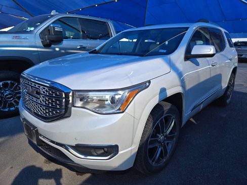 Used 2018 GMC Acadia Denali w/ Technology Package FWD image 1