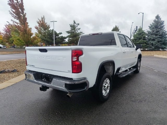 Used 2022 Chevrolet Silverado 2500 LT AWD/4WD image 3