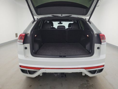 Used 2021 Volkswagen Atlas Cross Sport SEL R-Line image 29