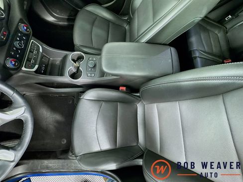 Used 2024 GMC Terrain SLT AWD/4WD image 26