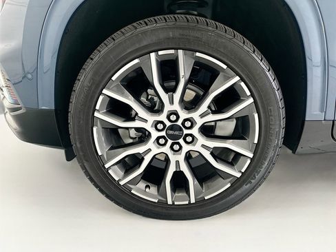 Used 2026 GMC Acadia Denali Ultimate w/ LPO, Floor Liner Package FWD image 29