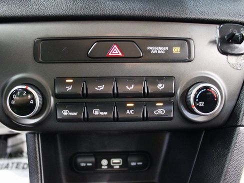 Used 2019 Kia Sportage LX image 21