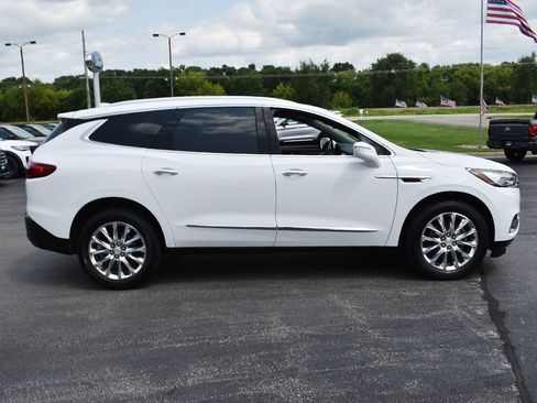Used 2018 Buick Enclave Premium w/ Trailering Package AWD/4WD image 15
