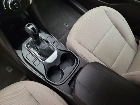 Used 2017 Hyundai Santa Fe Sport image 26