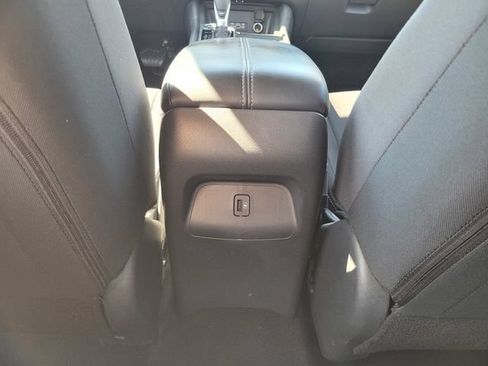 Certified 2025 Nissan Sentra SV FWD image 17