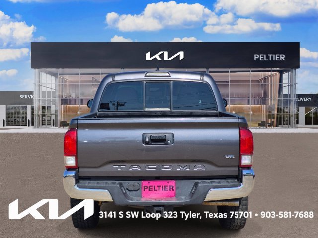 Used 2016 Toyota Tacoma TRD Off-Road w/ Towing Package AWD/4WD image 5