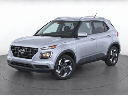 Used 2025 Hyundai Venue SEL
