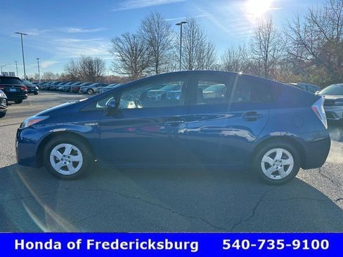 Used 2010 Toyota Prius Five image 3
