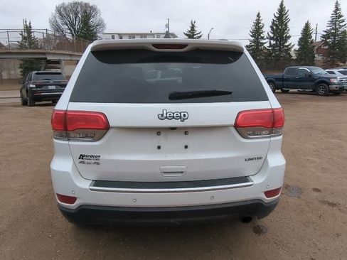 Used 2019 Jeep Grand Cherokee Limited image 10