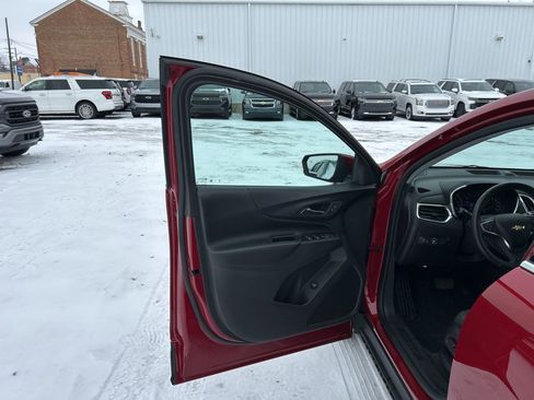 Used 2019 Chevrolet Equinox LT image 25