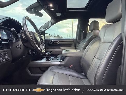 Used 2022 Chevrolet Silverado 1500 ZR2 w/ Technology Package AWD/4WD image 32