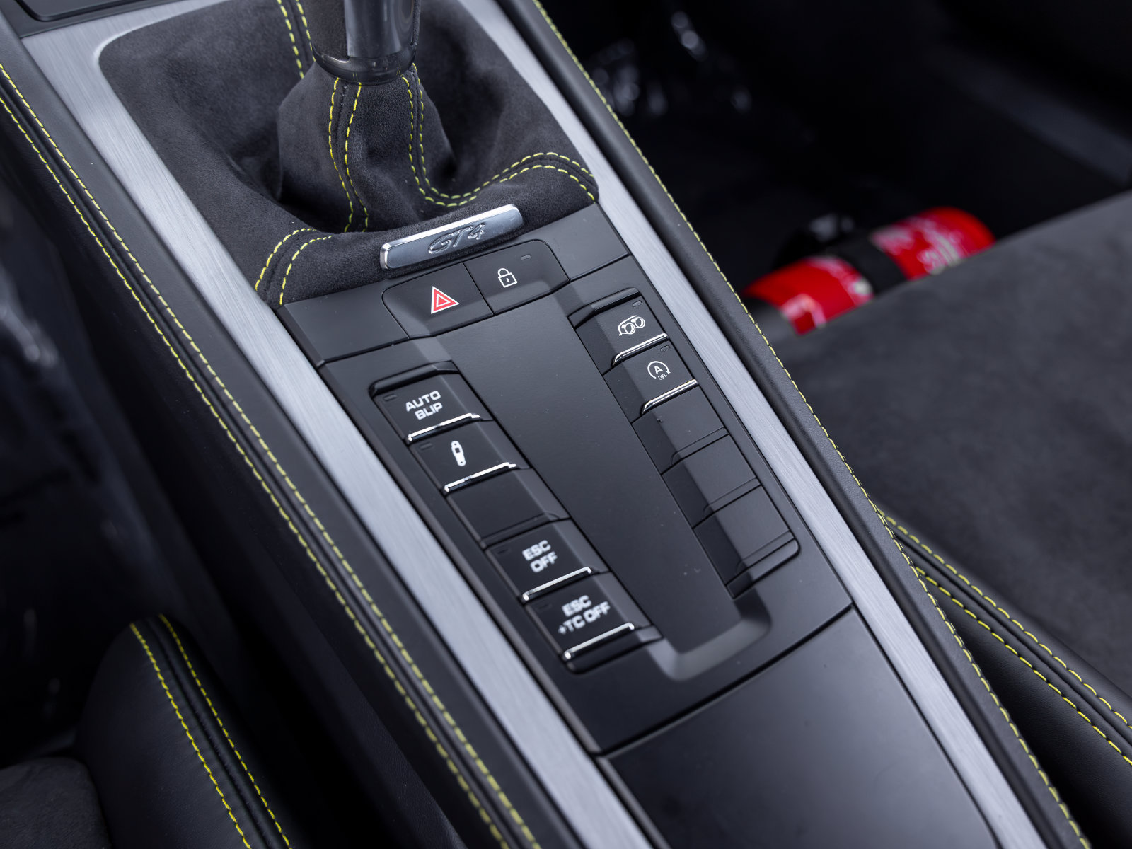 Certified 2021 Porsche 718 Cayman GT4 RWD image 47
