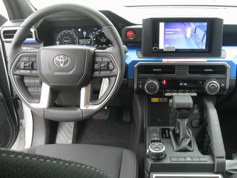 New 2025 Toyota 4Runner TRD Off-Road image 2