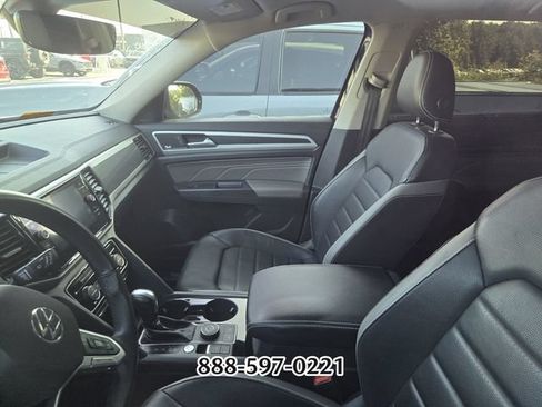 Used 2021 Volkswagen Atlas SEL Premium AWD/4WD image 2