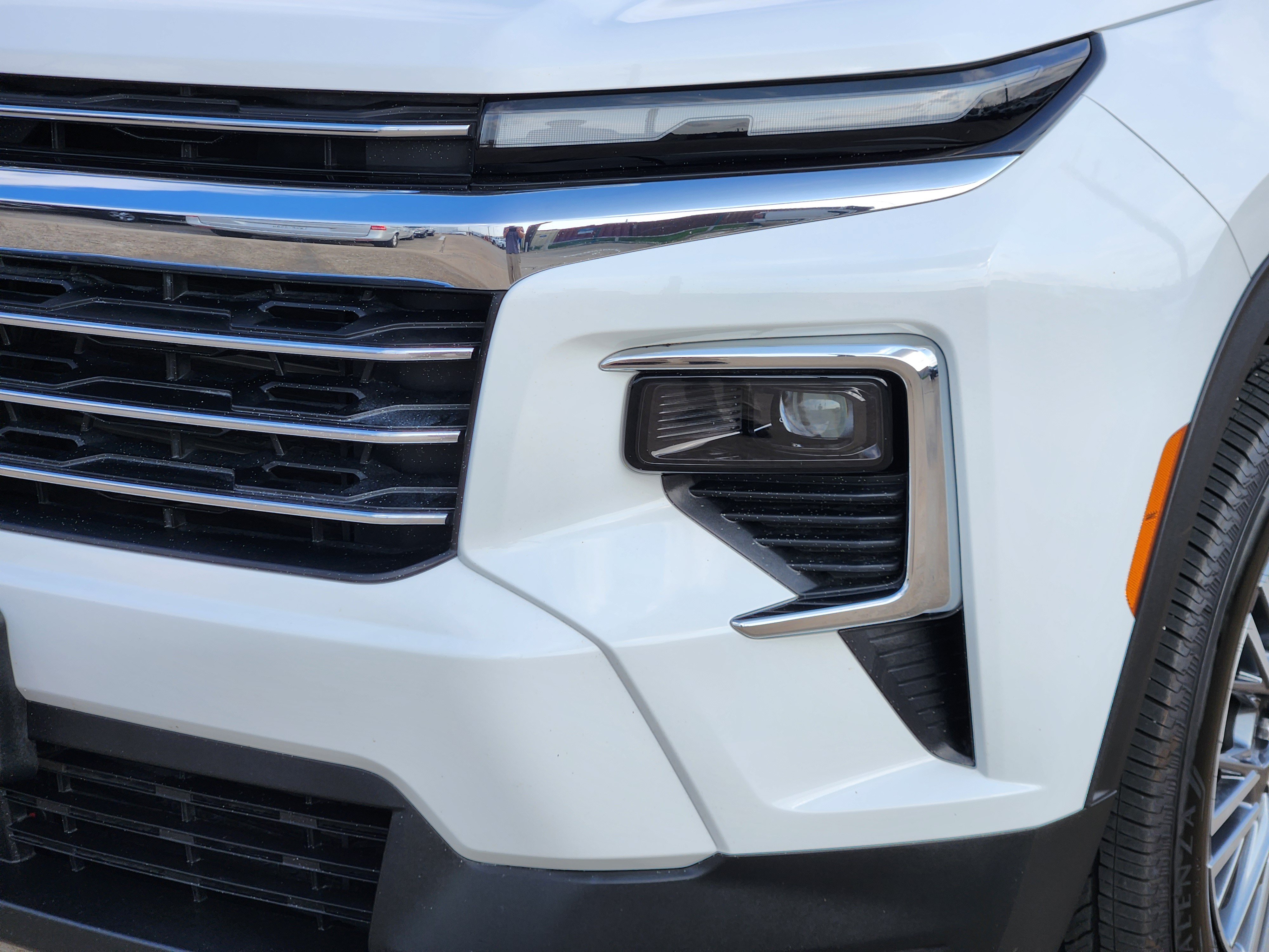 Used 2026 Chevrolet Traverse LT FWD image 9