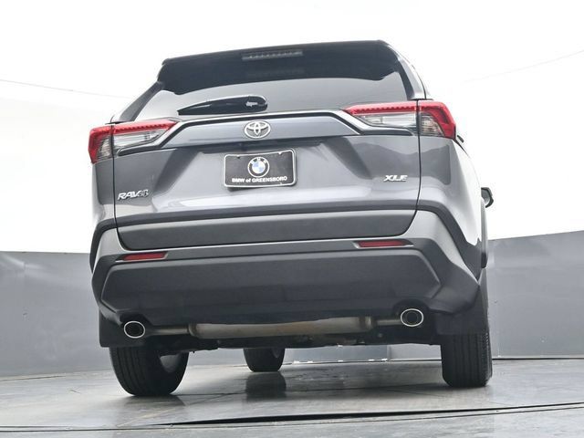 Used 2024 Toyota RAV4 XLE FWD image 32