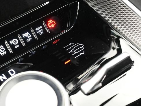 Used 2024 Jeep Grand Wagoneer L Series II w/ Quick Order Packagew 28T image 23