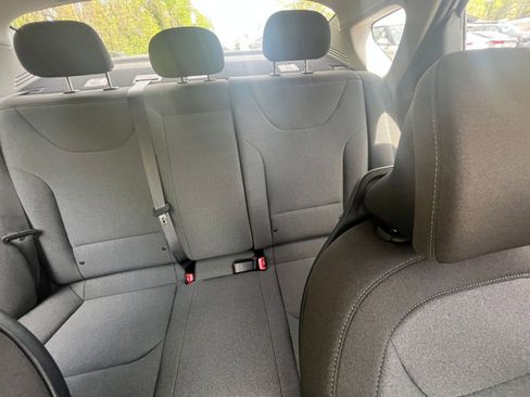 Used 2025 Kia K4 LXS image 33