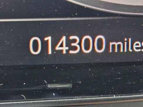 Used 2024 Land Rover Range Rover Autobiography image 23